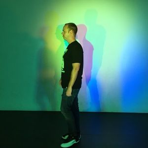 Streetwear & Sneaker Reseller